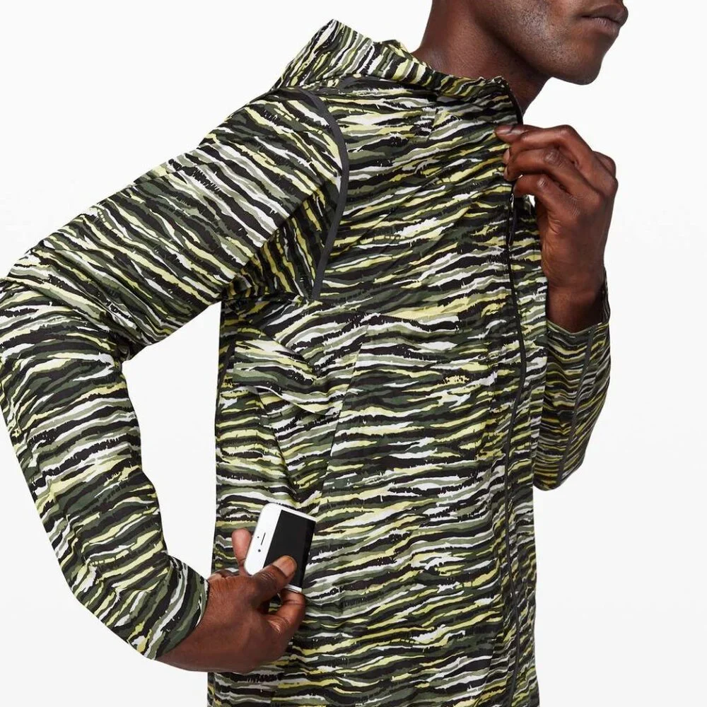 Lululemon Eurus Jacket Lab Painterly Camo Large Soleil Multi Size Medium